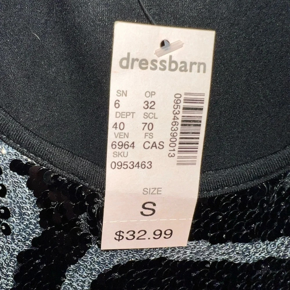 Dressbarn sequin black and silver party sleeveless top. - Picture 3 of 5